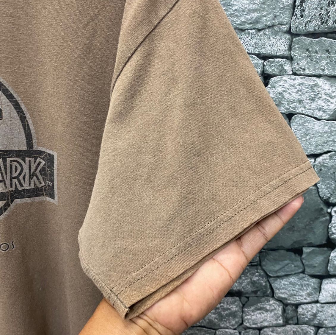 Vintage Vintage Jurassic Park Universal Studio Hollywood Tshirt Size US M / EU 48-50 / 2 - 4 Thumbnail