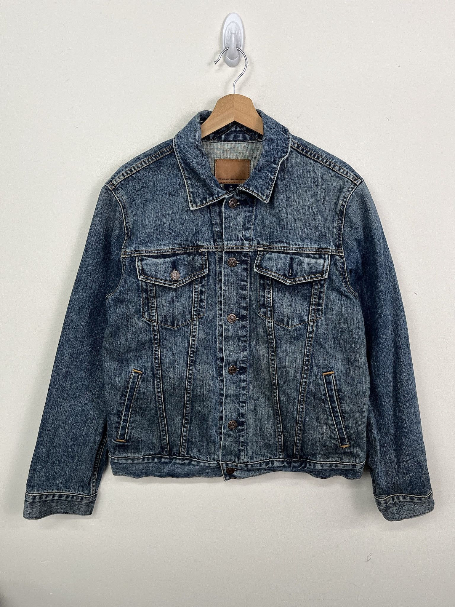 Gap Vintage 1990s Gap Denim Jacket Size M Size US M / EU 48-50 / 2 - 1 Thumbnail