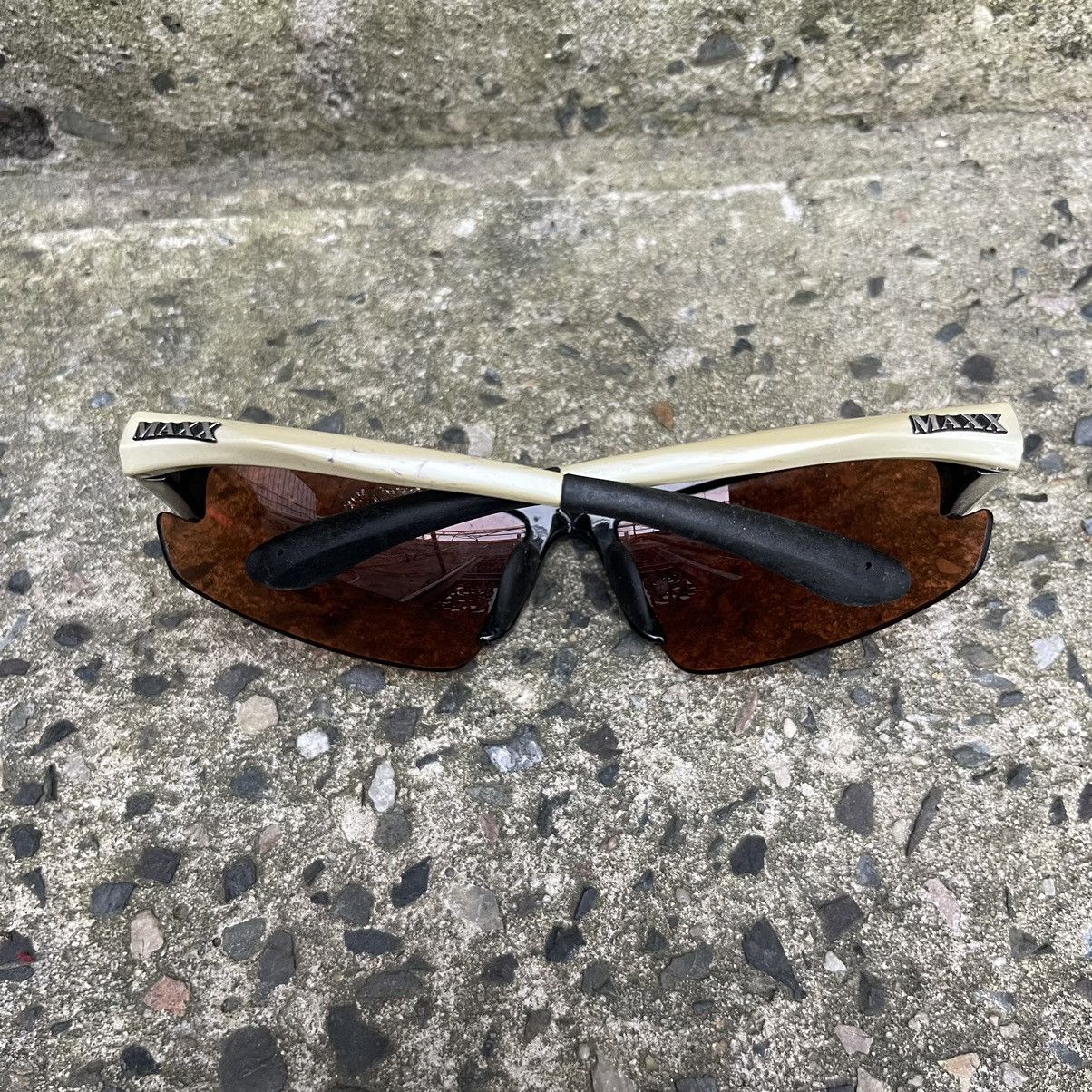 Vintage Vintage Y2K Alien OAKLEY Style Radarlock Sunglasses Size ONE SIZE - 3 Thumbnail