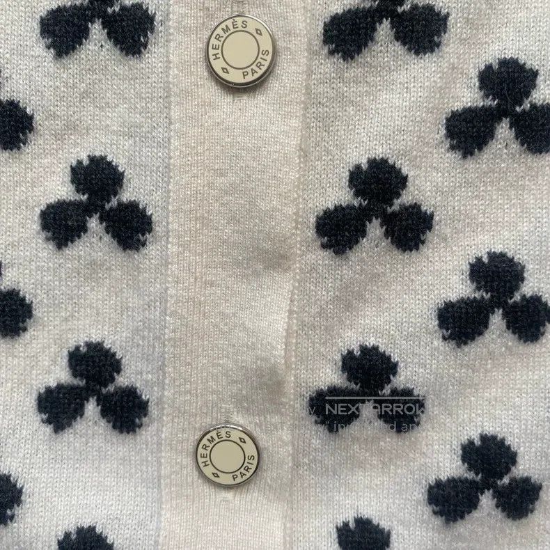 Hermes Hermes White cashmere knit cardigan Size XS / US 0-2 / IT 36-38 - 7 Thumbnail