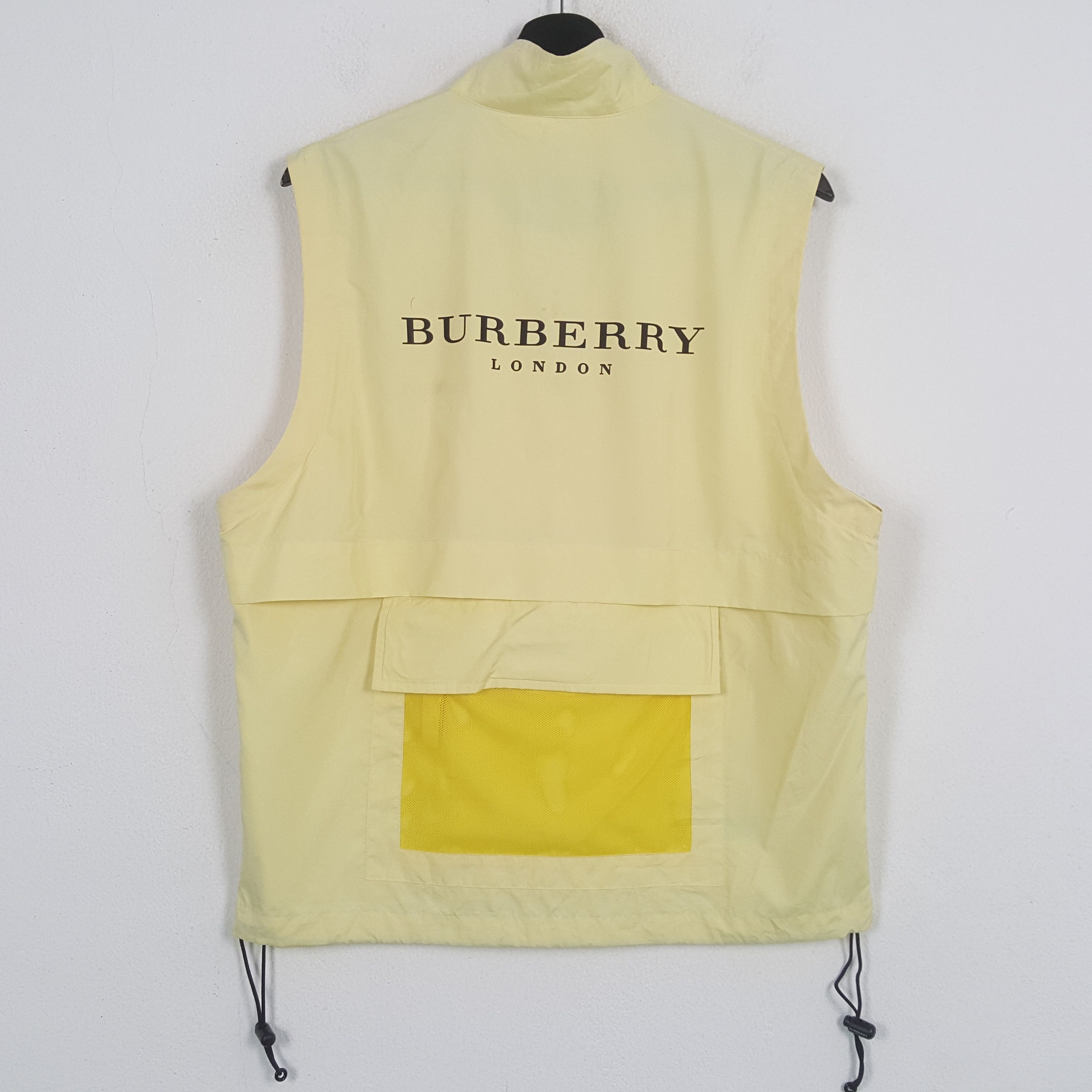 Burberry BURBERRY LONDON Fashion Brand Custom Art Vest C285N52 Size US L / EU 52-54 / 3 - 1 Thumbnail