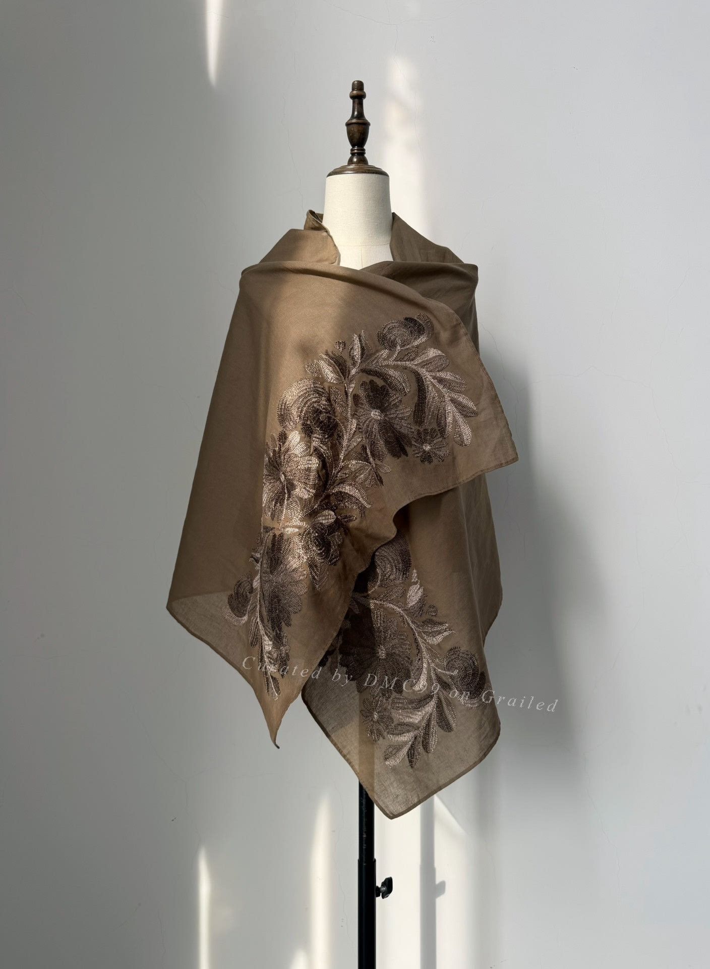 Comme des Garcons Comme des Garçons Tricot Embroidered Shawl Size US M / EU 48-50 / 2 - 1 Thumbnail