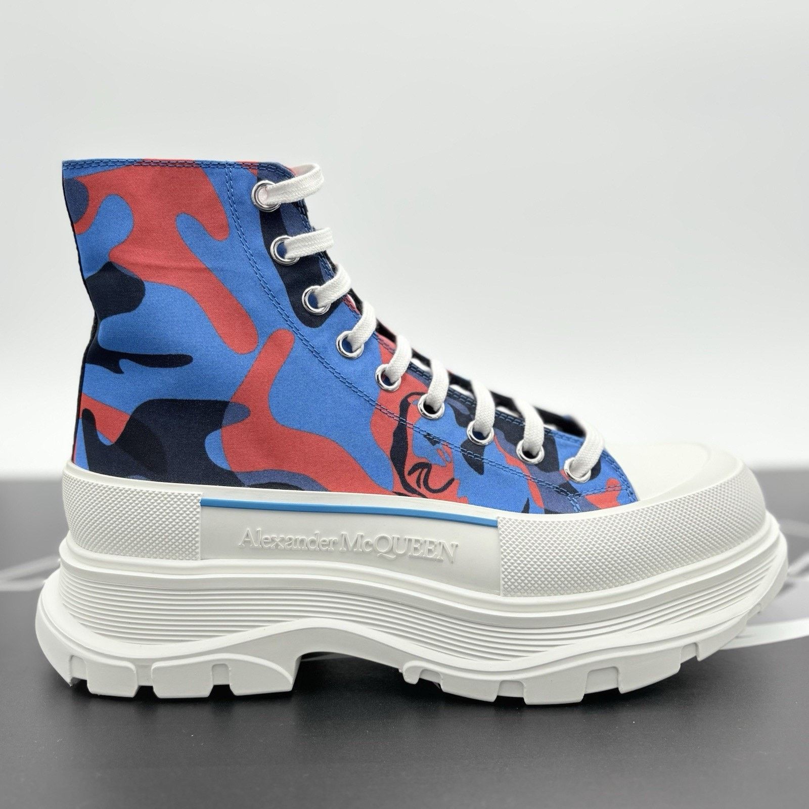 Alexander McQueen Alexander McQueen Tread Slick Boot ' Blue Red Camo ' | NEW! Size US 9 / EU 42 - 2 Thumbnail