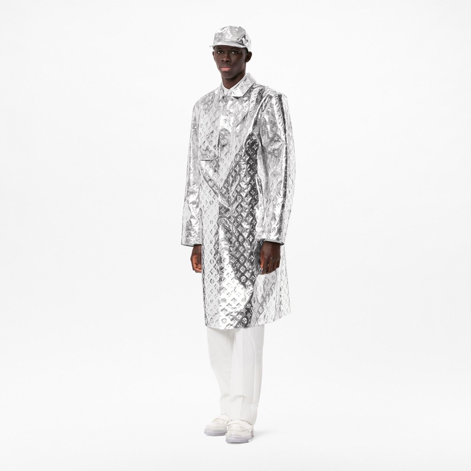Louis Vuitton Louis Vuitton Virgil Mirror Raincoat Coat Logo Jacket 52 Size US L / EU 52-54 / 3 - 9 Thumbnail