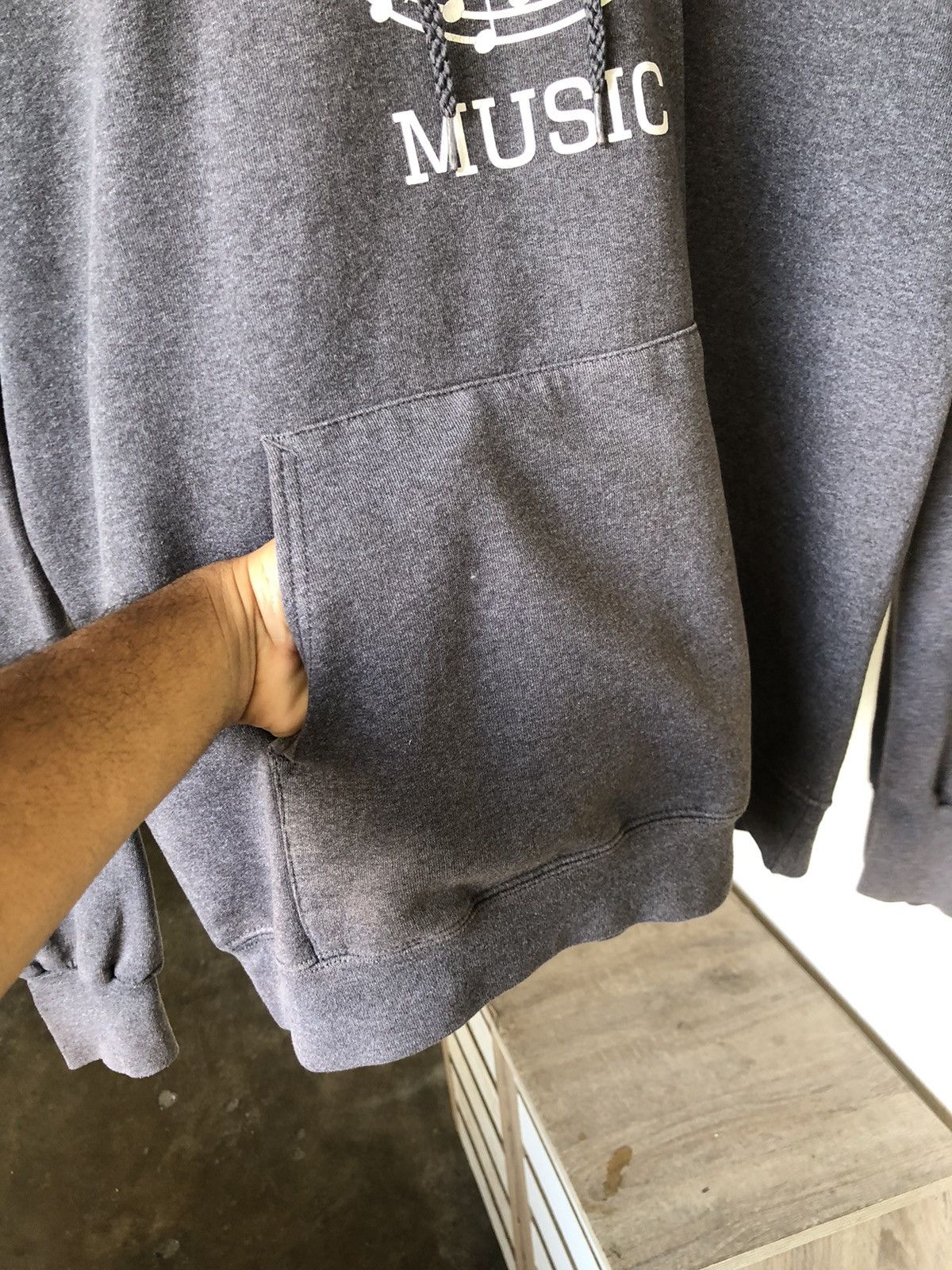 Hanes Vintage 90s VISA Music by Hanes Sweatshirt Size US L / EU 52-54 / 3 - 11 Thumbnail