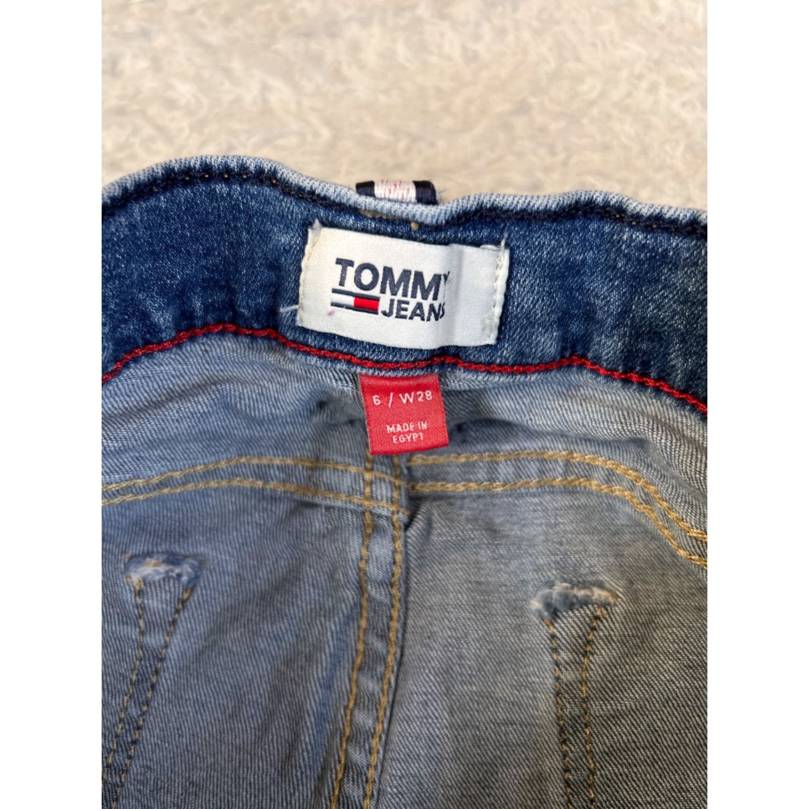 Tommy Hilfiger Tommy Hilfiger Jeans Womens 6 Blue Denim Straight Medium Wash Cotton Blend Regular Rise 29in Inseam 26in 5-Pocket Logo Embroidered Size 28" / US 6 / IT 42 - 4 Thumbnail
