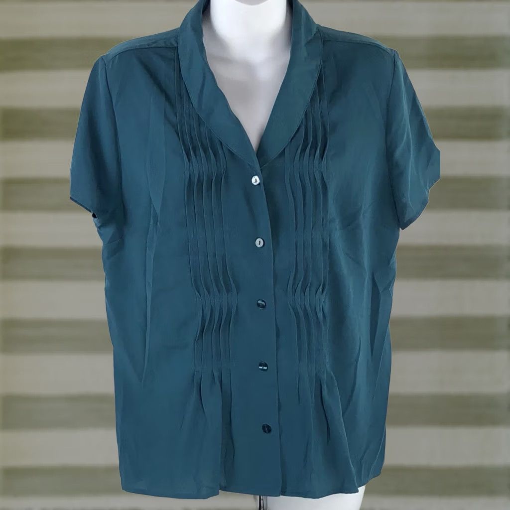 Croft & Barrow Croft & Barrow Green Pleated Ruffles Shawl Collar Silky Career Coquette M Size M / US 6-8 / IT 42-44 - 1 Thumbnail
