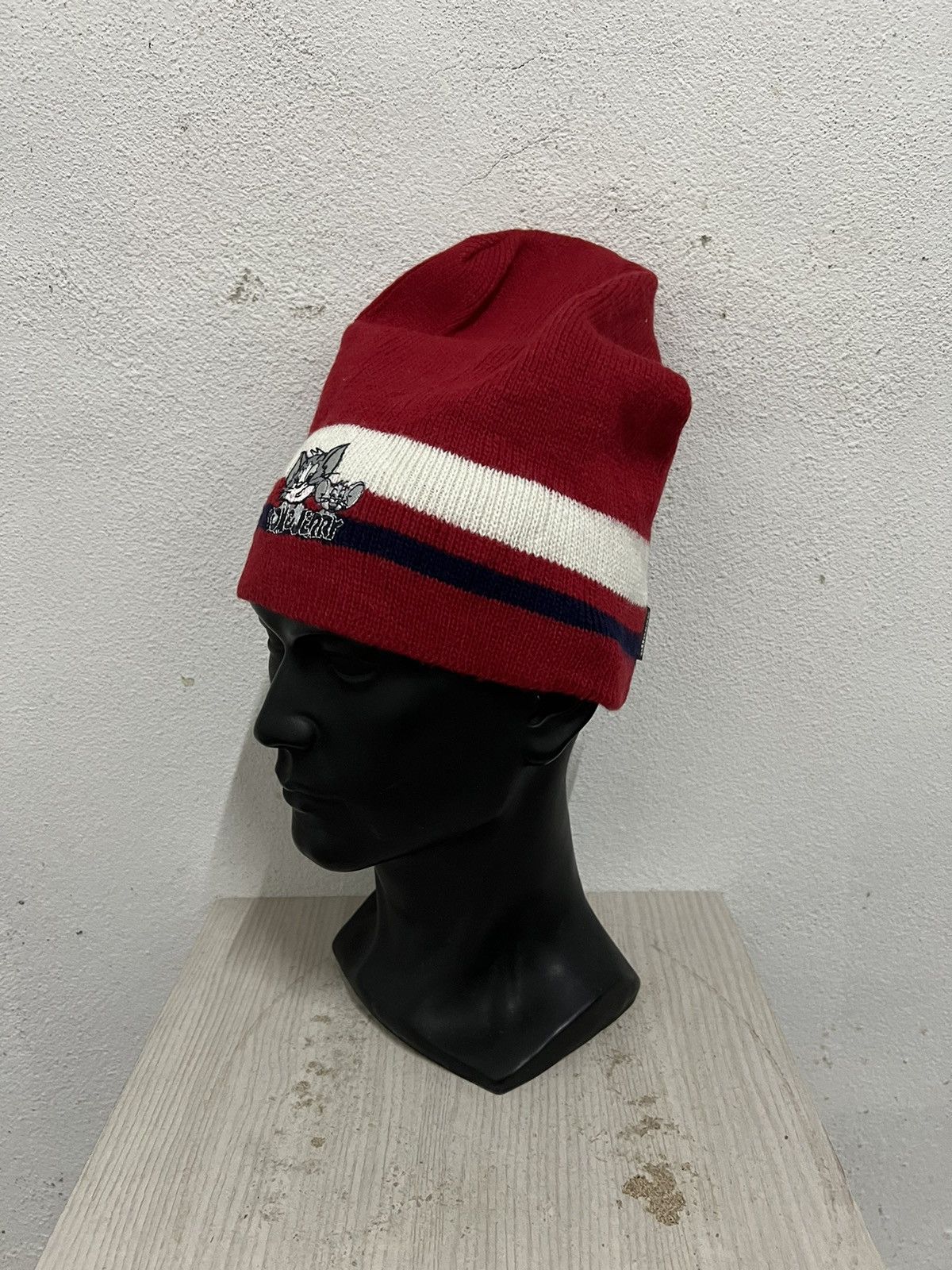 Ellesse Vintage Ellesse Tomandjerry Cartoon Beanie Hat Size ONE SIZE - 3 Thumbnail