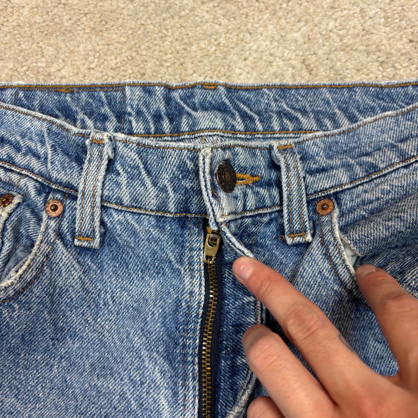Levi's × Vintage Vintage 80s Levi's 550 Tapered Jeans Men's 31x32 Made in USA Size US 31 - 7 Thumbnail