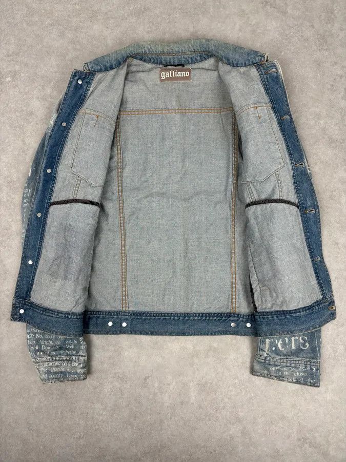 John Galliano AW2011 John Galliano Light Blue Denim Gazette Magazine Denim Jacket Size US L / EU 52-54 / 3 - 7 Thumbnail