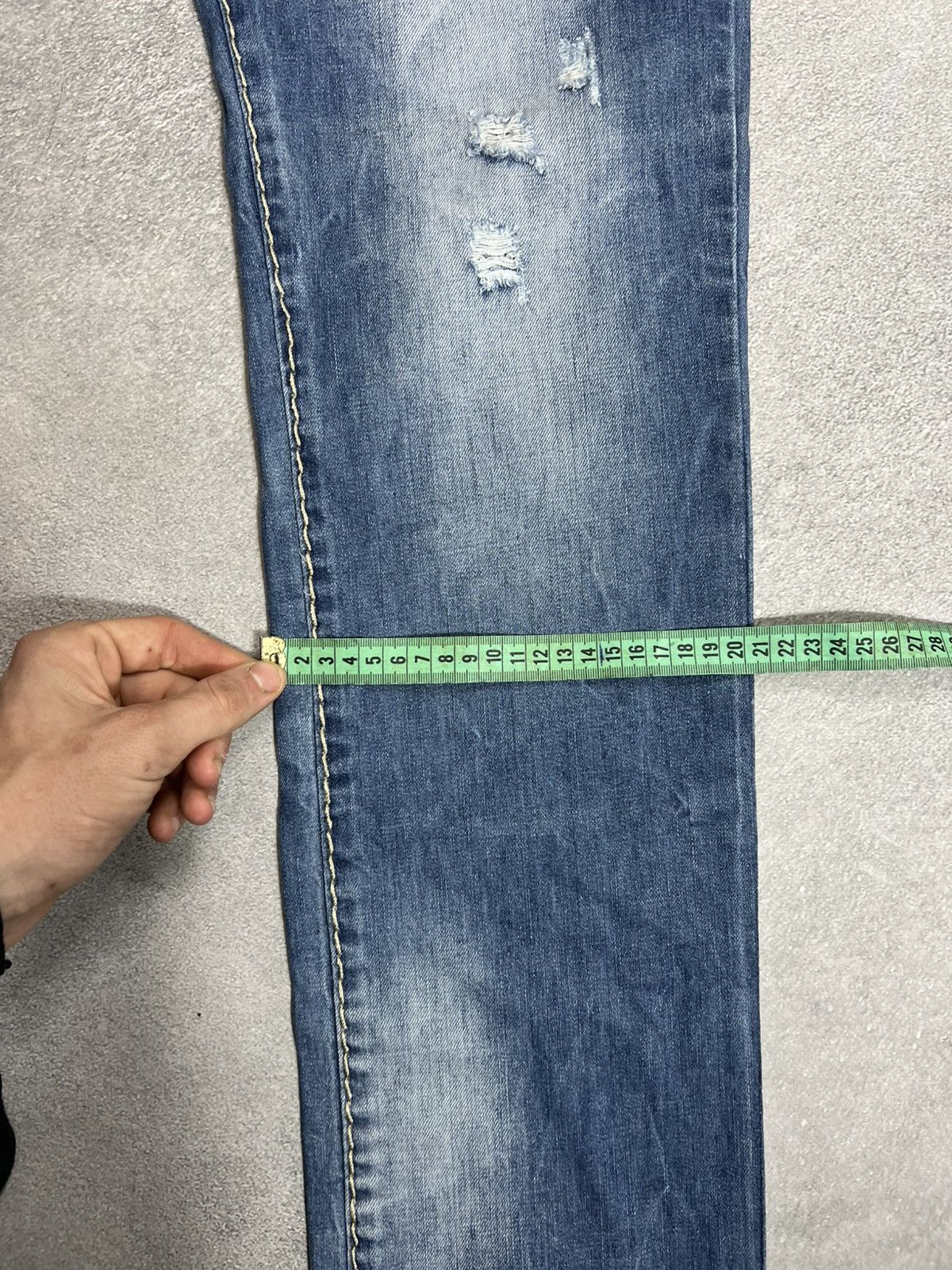 True Religion VTG True Religion Type! Balenci Distressed Washed Y2K Jeans Size US 32 / EU 48 - 11 Thumbnail