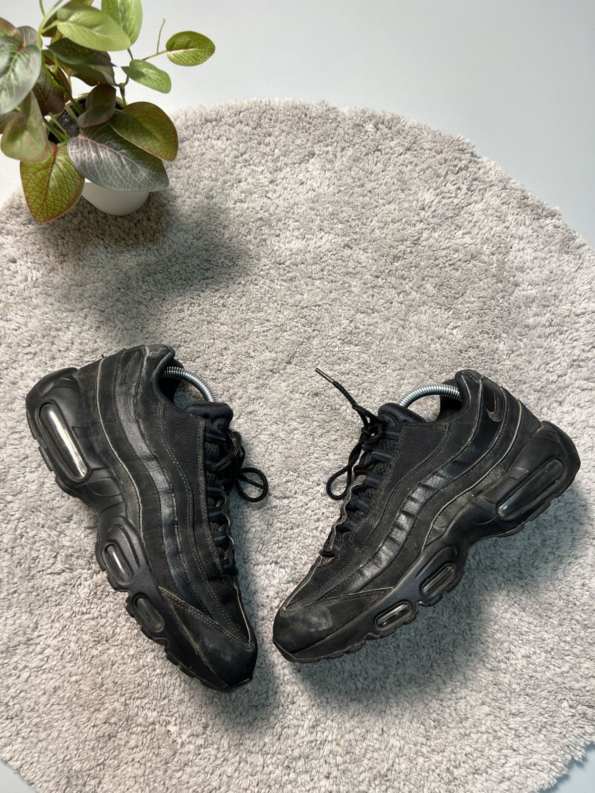Nike Nike Air Max 95 Essential Triple Black Athletic Sneaker Size US 8.5 / EU 41-42 - 4 Thumbnail