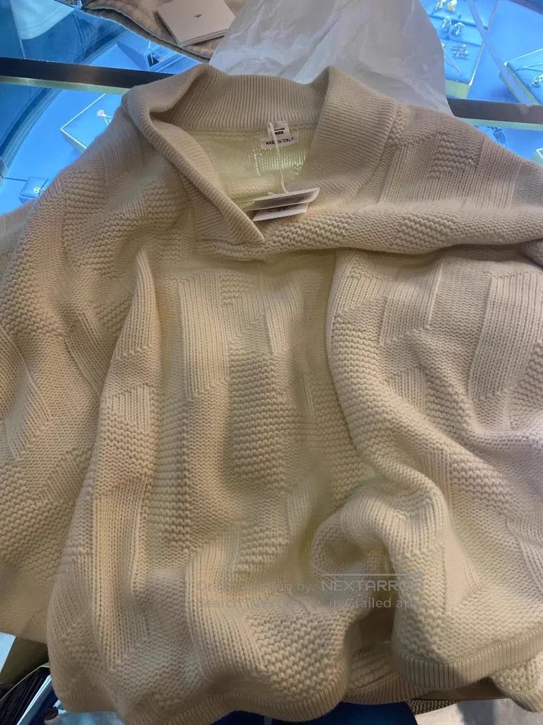 Hermes Hermes Beige Wool Cloak Sweater Size XXS / US 00 / IT 34 - 8 Thumbnail