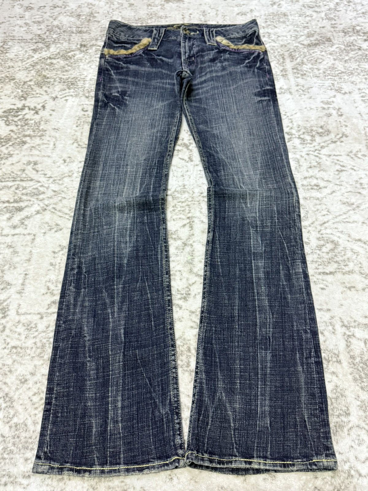 Tornado Mart Oririn Japan Studded Hairy Leopard Details Flared Jeans Size 27" / US 4 / IT 40 - 2 Thumbnail