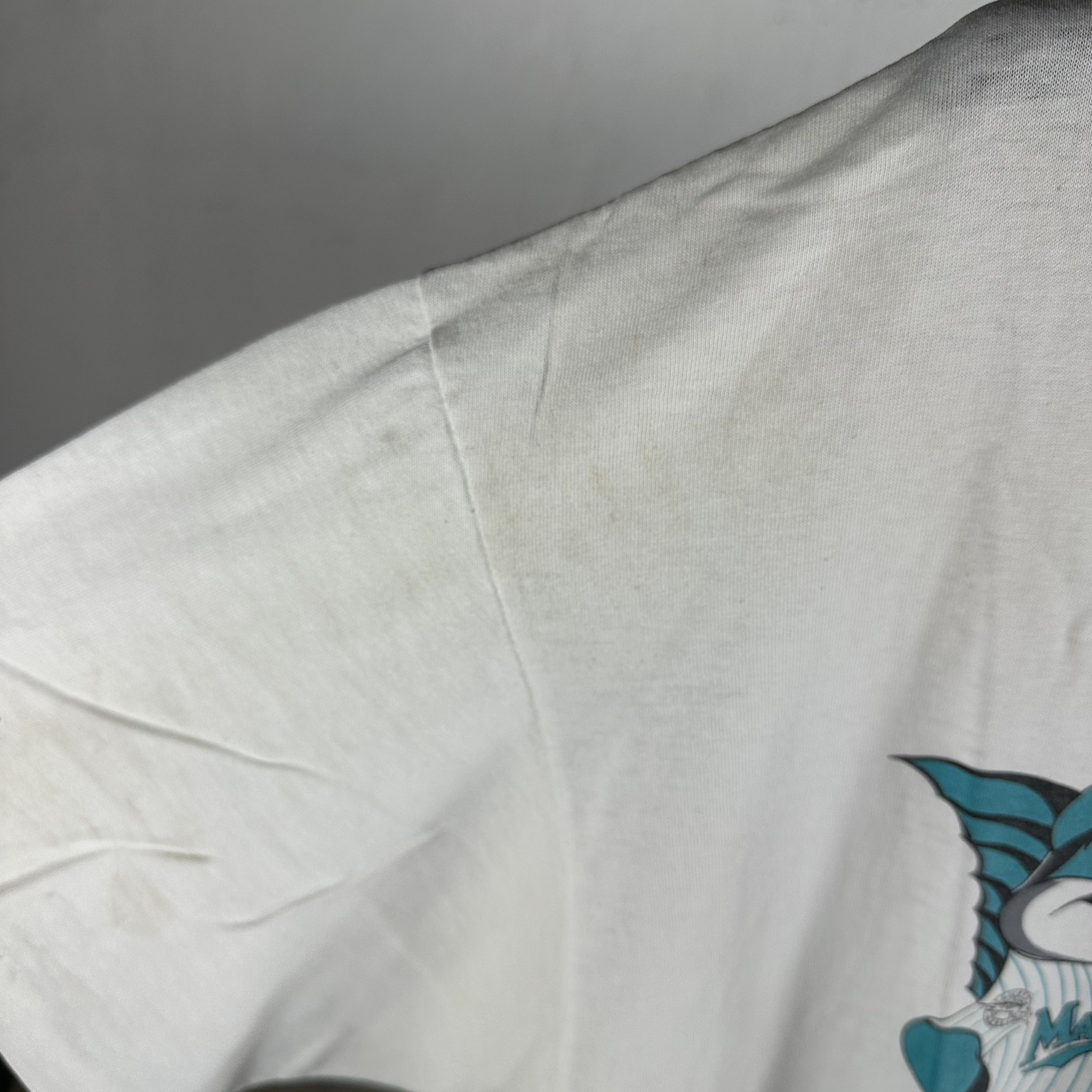 Vintage Vintage 1996 Florida Marlins Manatees Baseball MLB T-shirt Size US XL / EU 56 / 4 - 10 Thumbnail