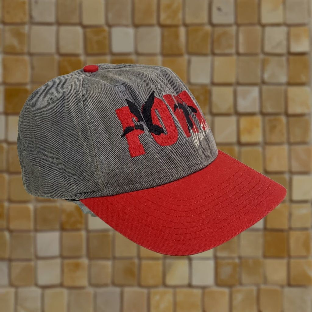 Vintage VINTAGE Duck Hunting Snapback USA Made Outdoor Hat Baseball Cap Red Adjustable Cotton Twill Embroidered 90s Fowl Weather Outdoors Mens Hat Size ONE SIZE - 1 Thumbnail