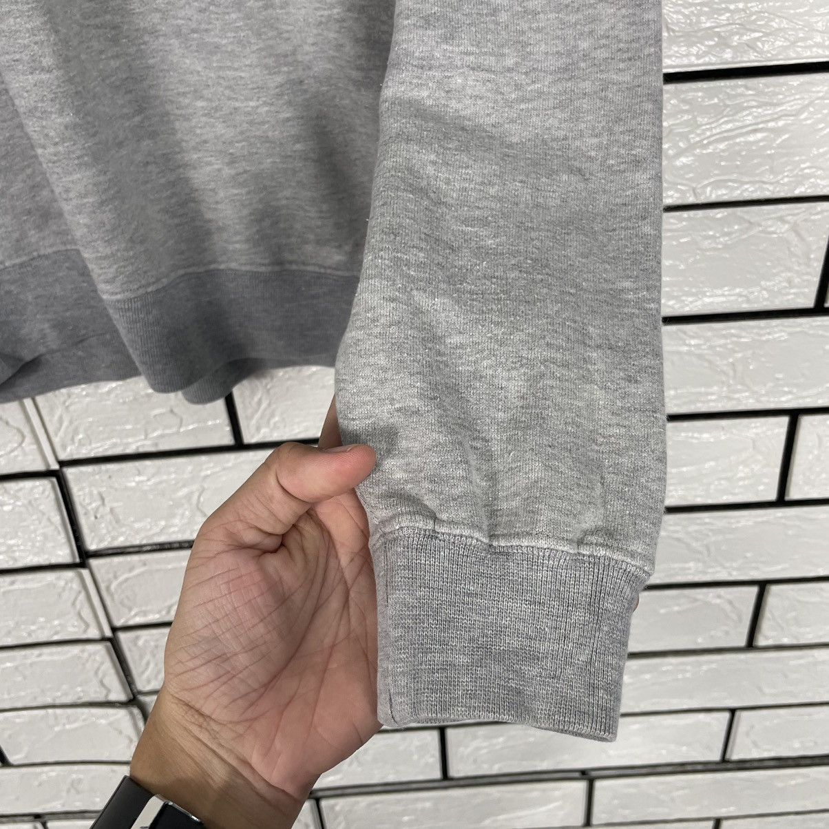 United Colors Of Benetton United Colors Of Benetton Crewneck Sweatshirt Size US S / EU 44-46 / 1 - 9 Thumbnail