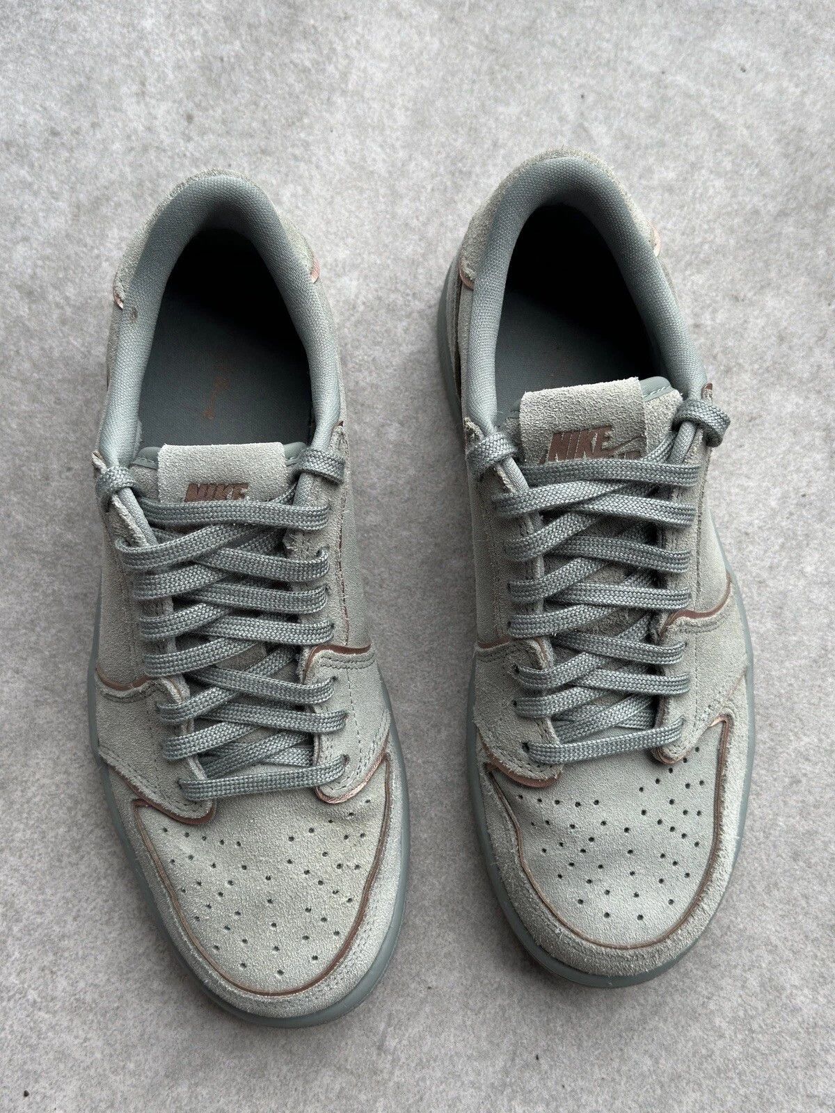 Nike Nike Air Jordan 1 Retro Low Suede Shoes Mica Green Trainers Size US 7.5 / IT 37.5 - 14 Thumbnail