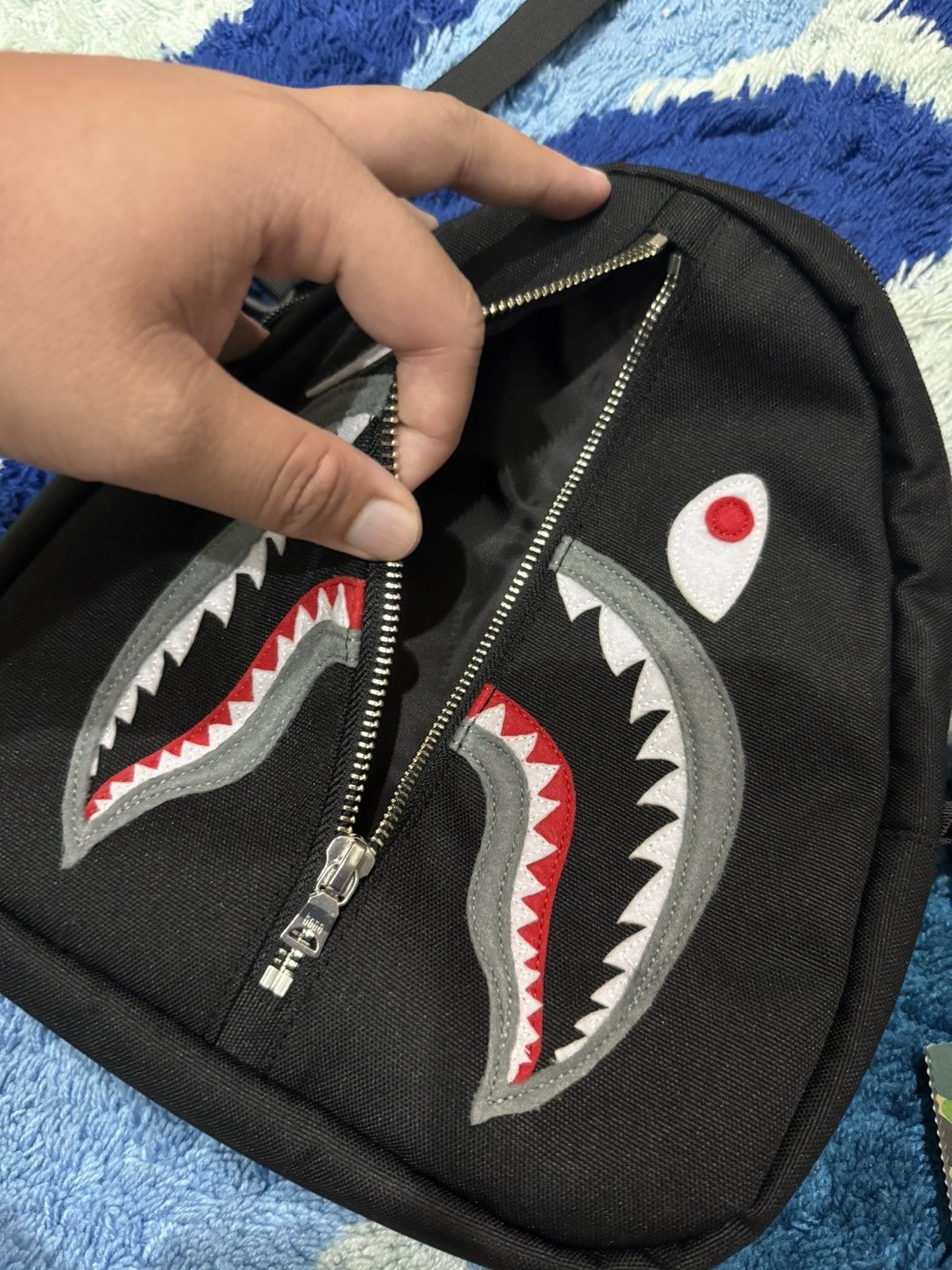 Bape Bape Shark Sling Bag Size ONE SIZE - 2 Thumbnail