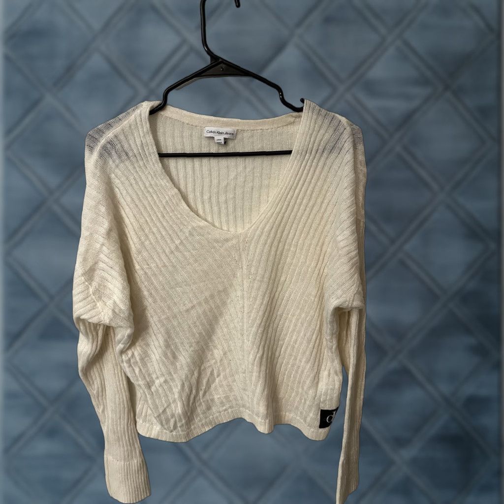 Calvin Klein VINTAGE Calvin Klein Sweater Women Small White Acrylic Knitted Pullover Oversized 90s Classic Size S / US 4 / IT 40 - 1 Thumbnail