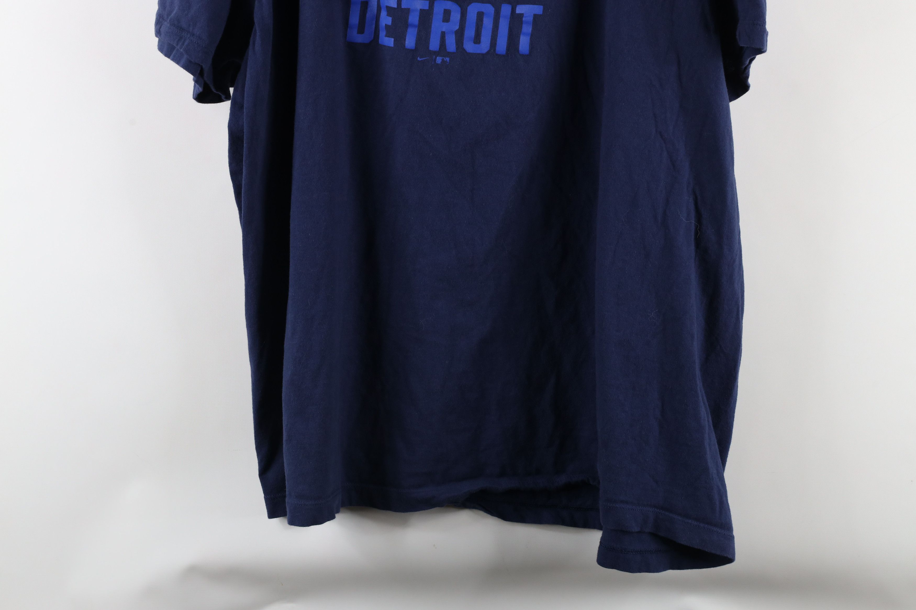 Nike × Vintage Nike Center Swoosh Motor City Detroit Tigers T-Shirt Blue Size US XXL / EU 58 / 5 - 13 Thumbnail