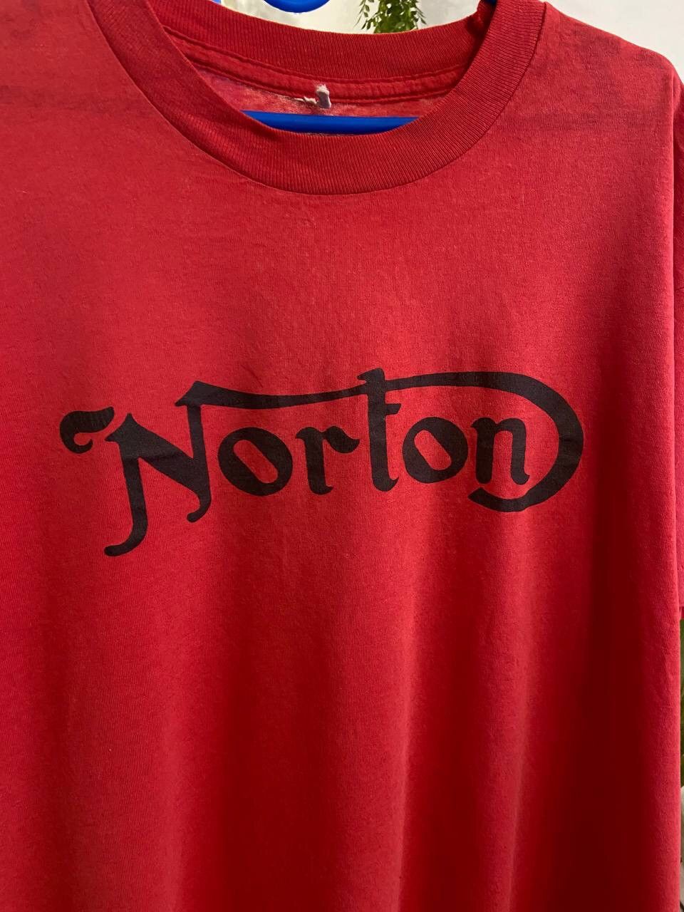 Vintage 80s Vintage Norton British Motorcycles Biker T Shirt Size US XL / EU 56 / 4 - 3 Thumbnail