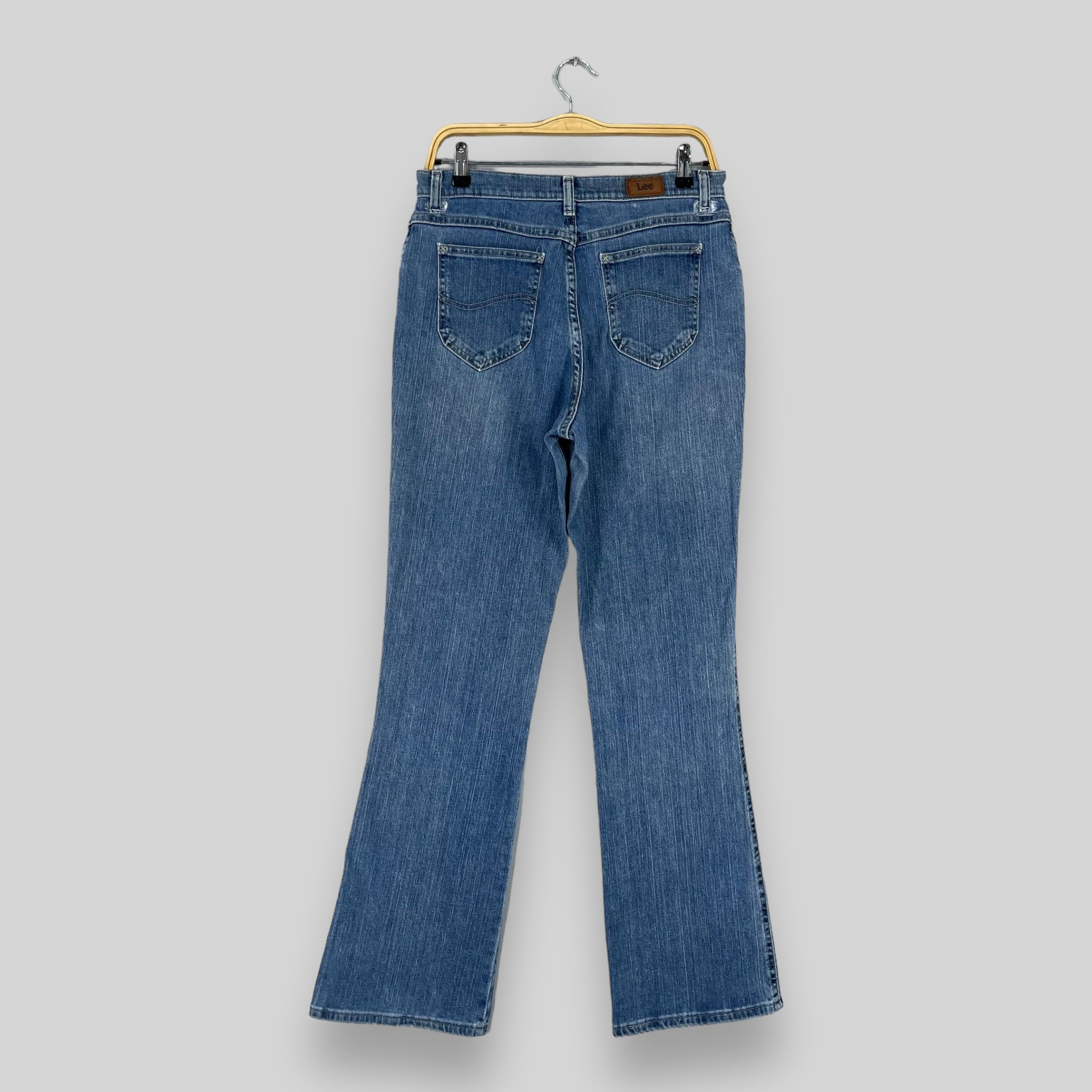 Lee × Vintage Size 30 Vintage Lee Uneven Faded Bootcut Reconstruct Jeans Size 30" / US 8 / IT 44 - 5 Thumbnail