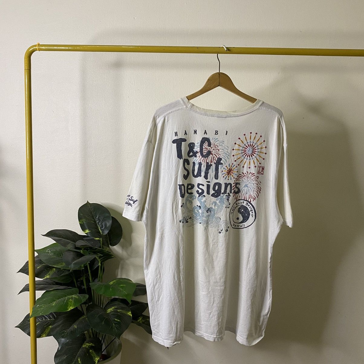 Vintage Y2K T&C Surf Crazy Back Graphic Surfing T Shirt Size US XXL / EU 58 / 5 - 1 Thumbnail