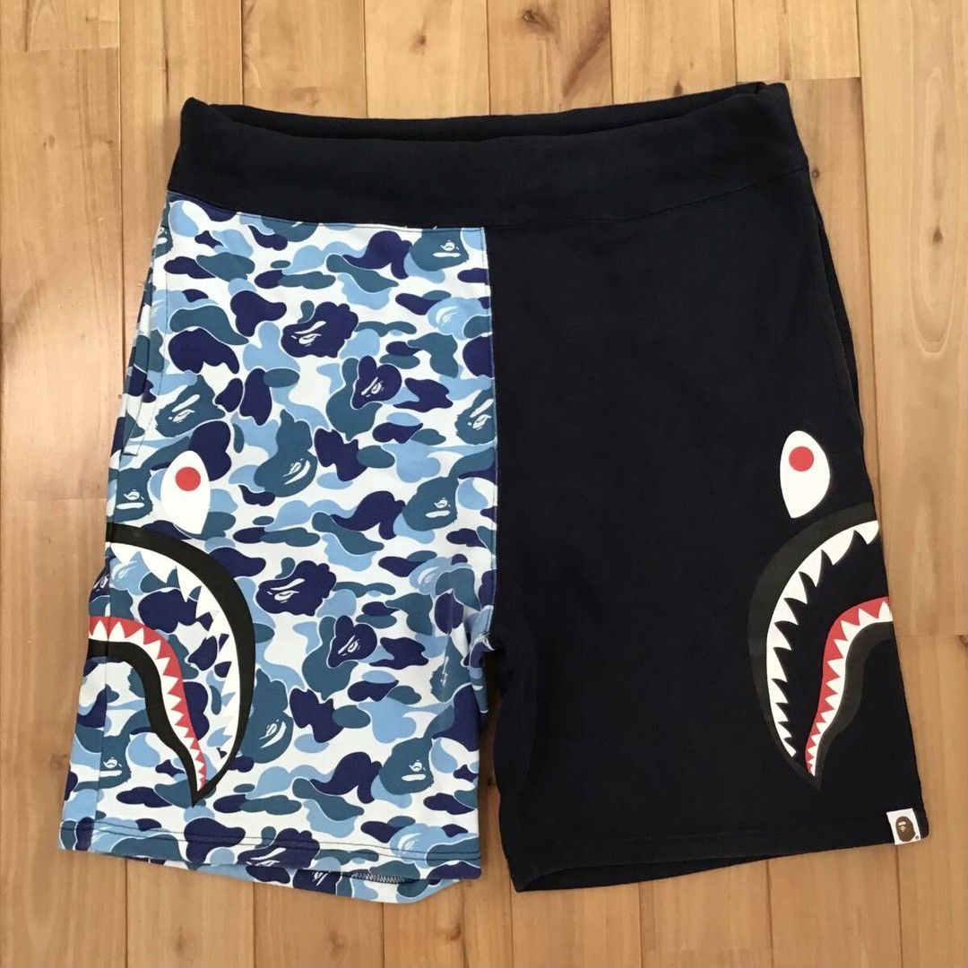 Bape BAPE Side Shark sweat shorts navy x ABC camo blue ★size XL Size US 36 / EU 52 - 1 Thumbnail