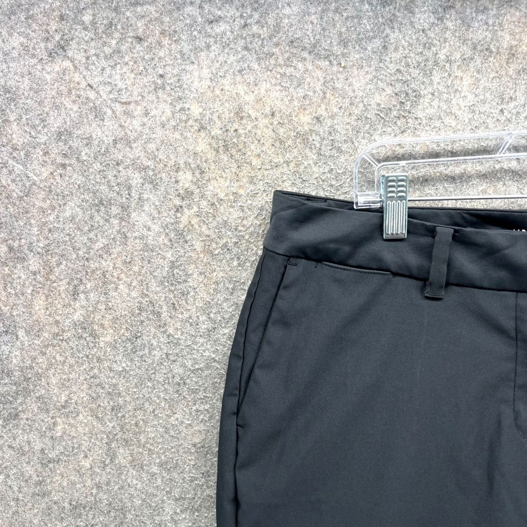 Nike Nike Dri-Fit Pants Womens 12 Black Flat Front Capri Pockets Casual Womens Size 34" / US 12 / IT 48 - 5 Thumbnail