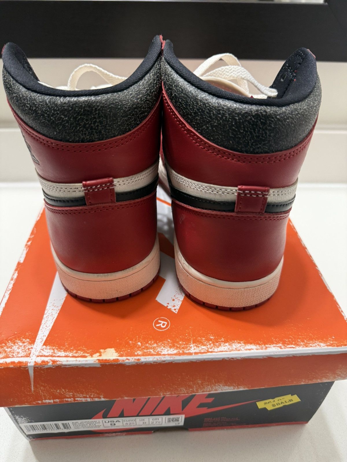 Jordan Brand Air Jordan Retro 1 High OG Lost and Found Size US 9 / EU 42 - 2 Thumbnail