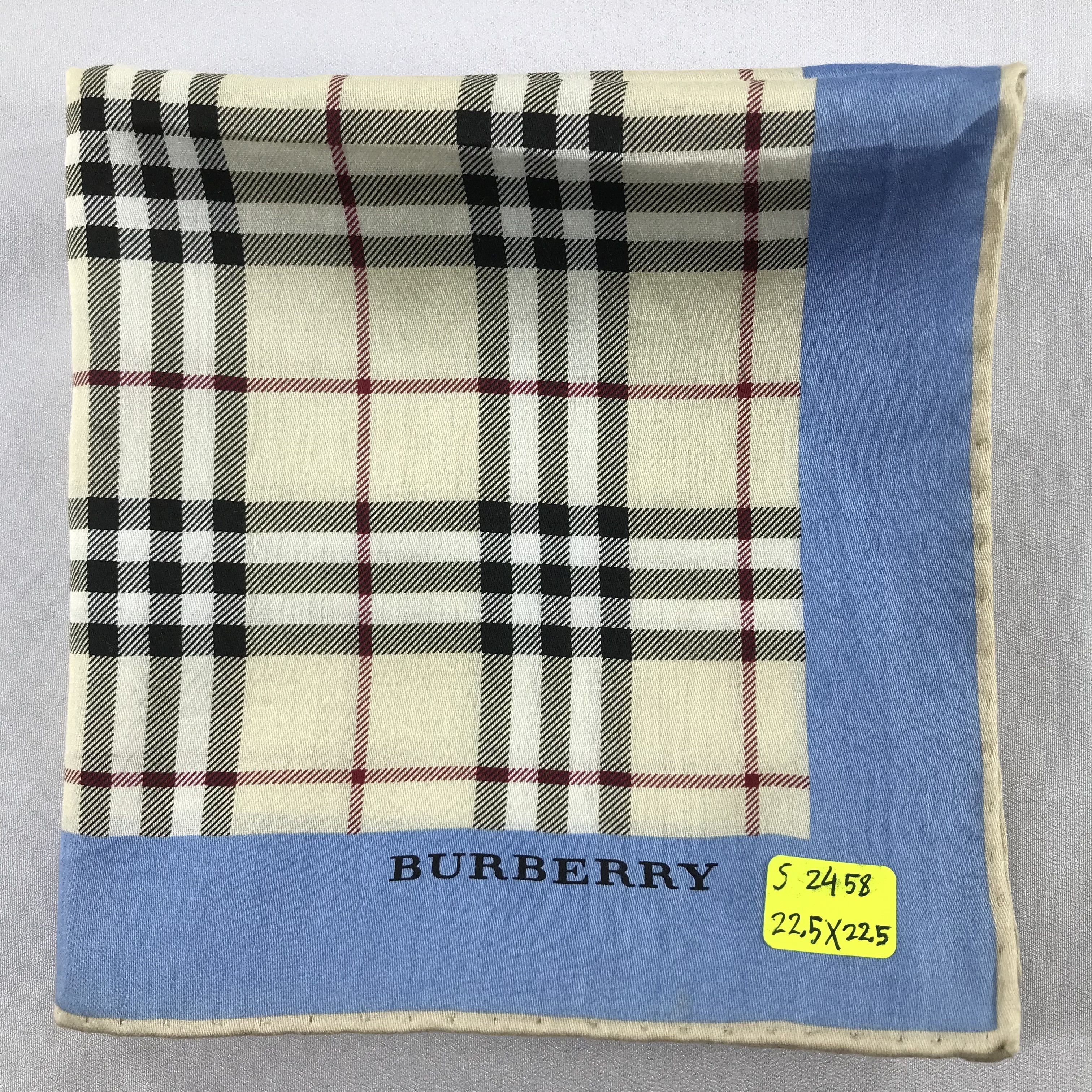 Burberry × Vintage Vintage Burberry Silk Scarf - S2458 Size ONE SIZE - 4 Thumbnail