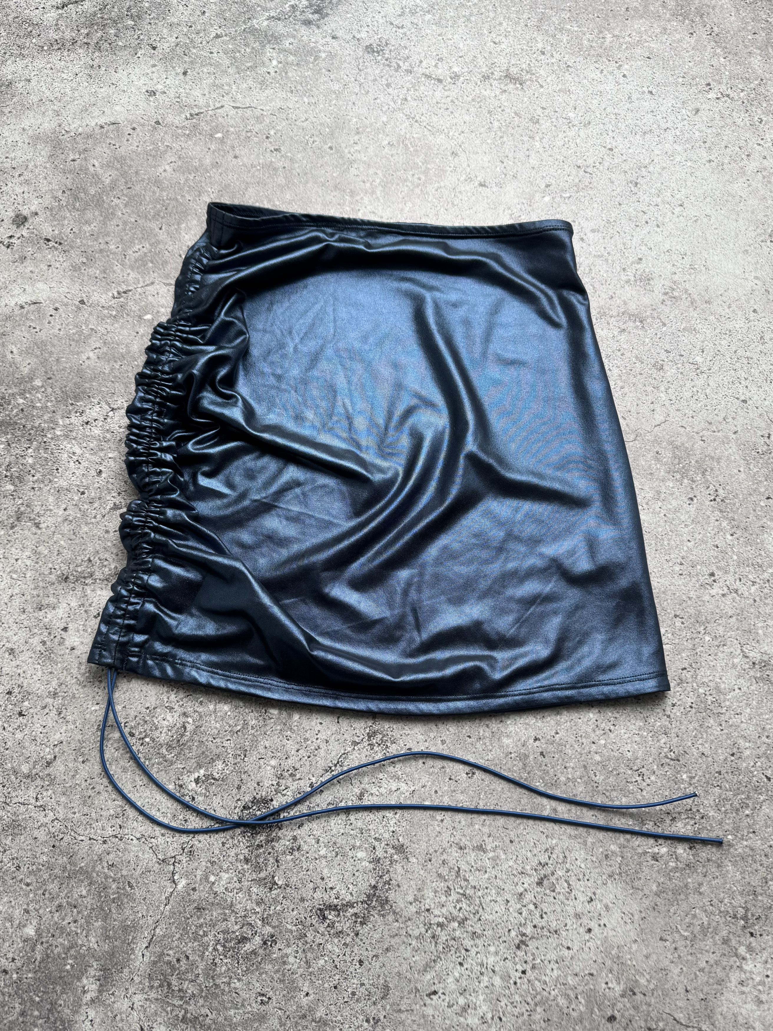 Vintage Vintage Mini Skirt Ruched Side Drawstring (E8) Size 25" / US 0 / IT 36 - 1 Thumbnail
