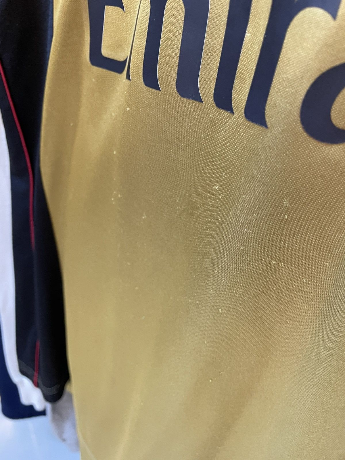 Adidas × Vintage 2013-2014 AC Milan KAKA’22 Away Kit Size US L / EU 52-54 / 3 - 7 Thumbnail