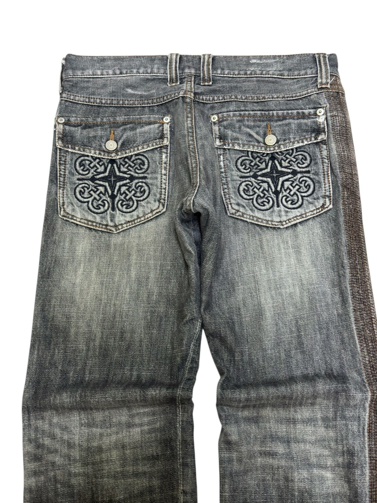 Comme Ca Ism Comme Ça Collection Grey Embroidered Pocket Jeans Y2K Style Size US 31 - 8 Thumbnail