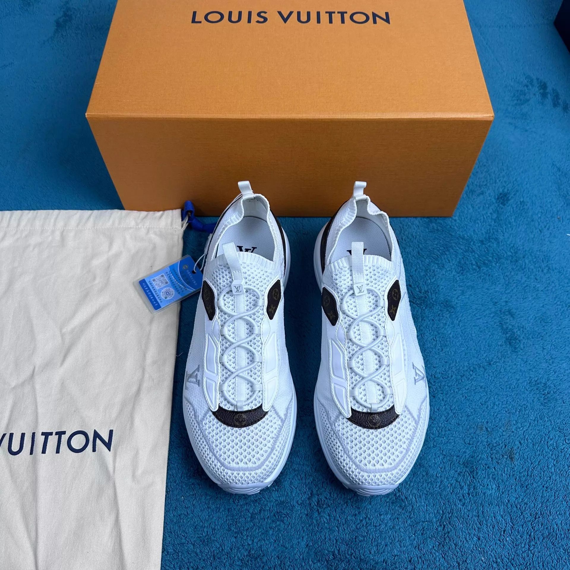 Louis Vuitton LV Olympia 26 low top white casual shoes new tried on Size US 8.5 / EU 41-42 - 1 Thumbnail