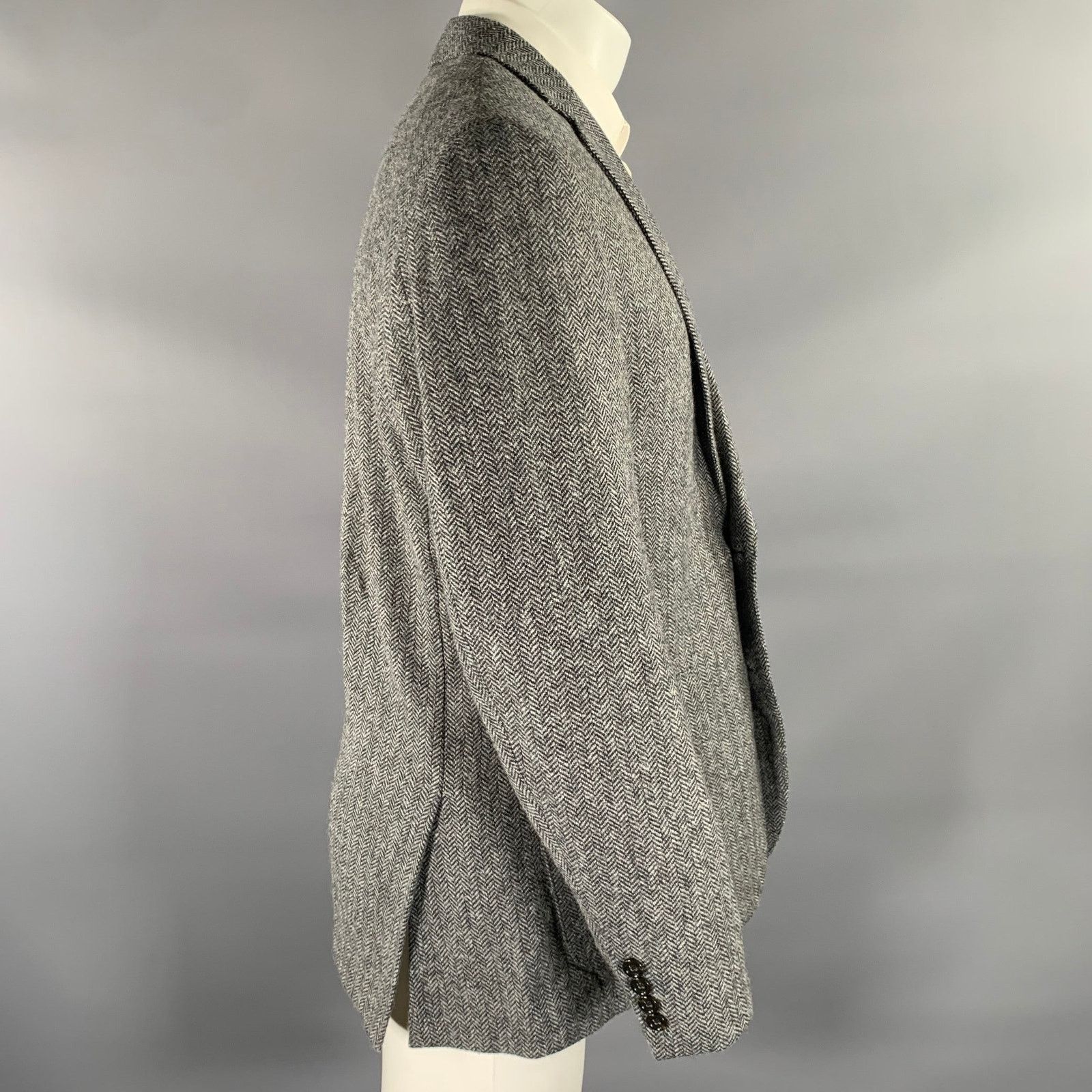 J.Crew J.CREW 40R Grey Black Herringbone Wool Sport Coat Size 40R - 3 Thumbnail