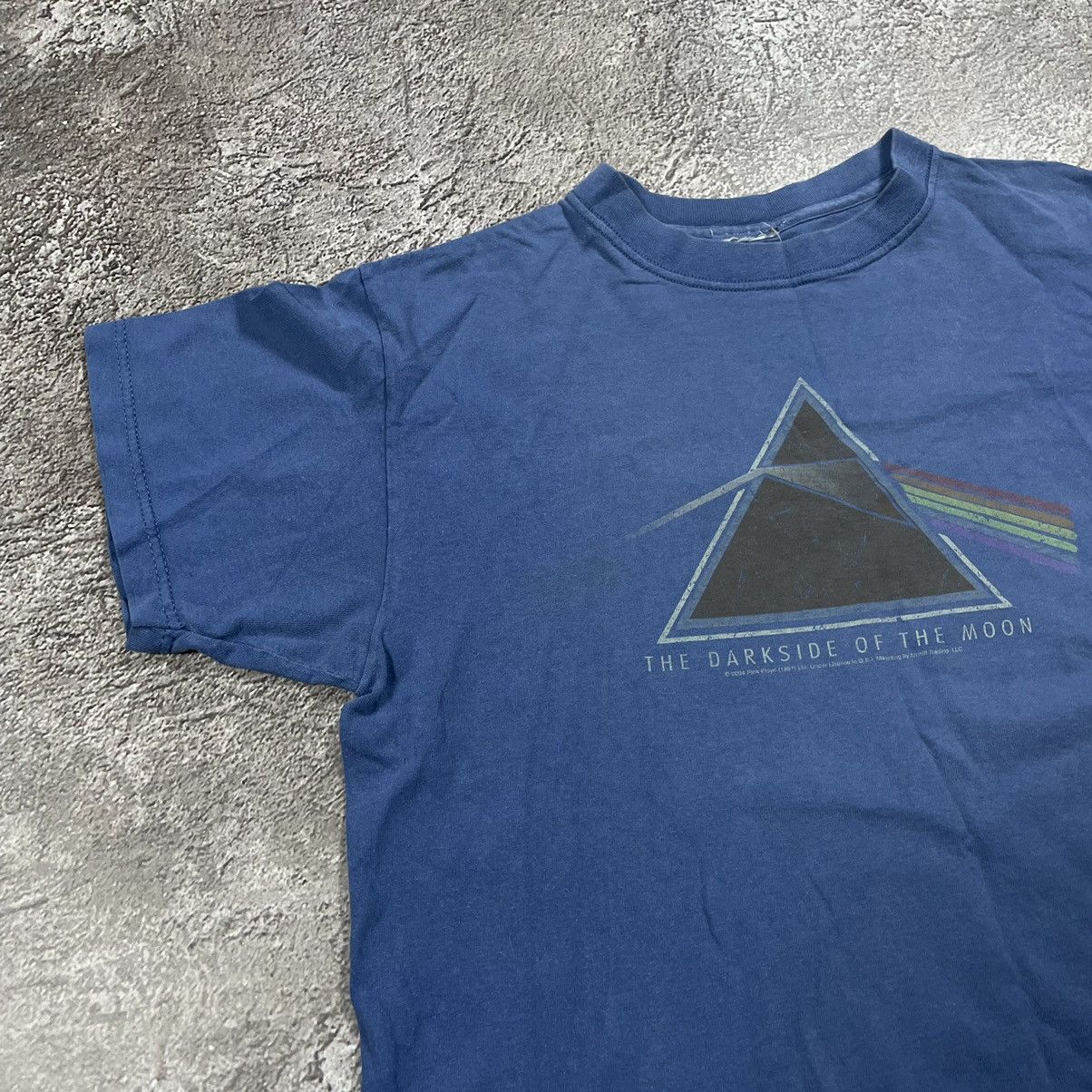 Vintage Vintage 90s Pink Floyd Sun Faded Graphic Tee Grunge Boxy M Size US M / EU 48-50 / 2 - 4 Thumbnail