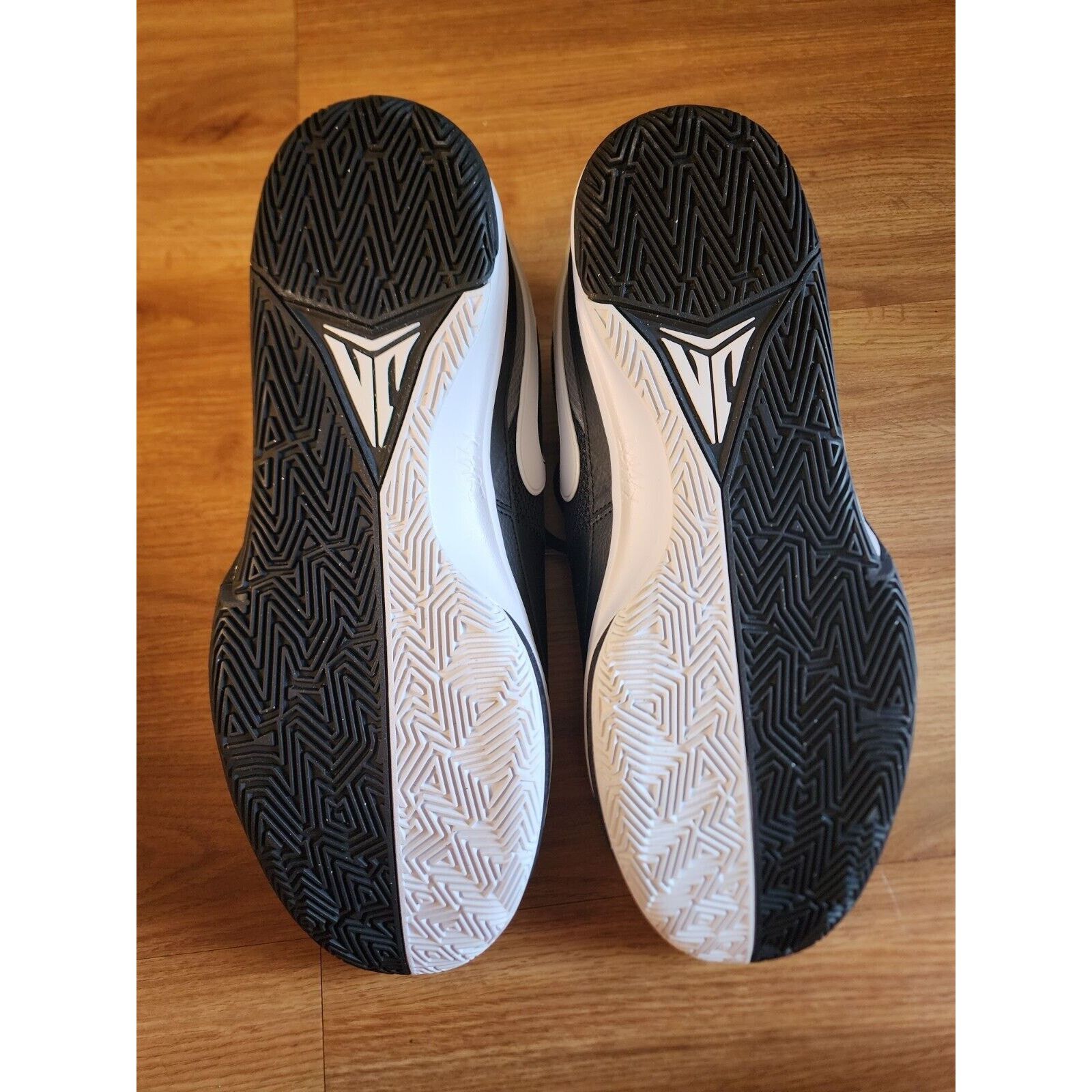 Nike NEW Ja 1 TB Men's Size 18 Black/White-Black NEW NO BOX Size US 15 / EU 48 - 6 Thumbnail