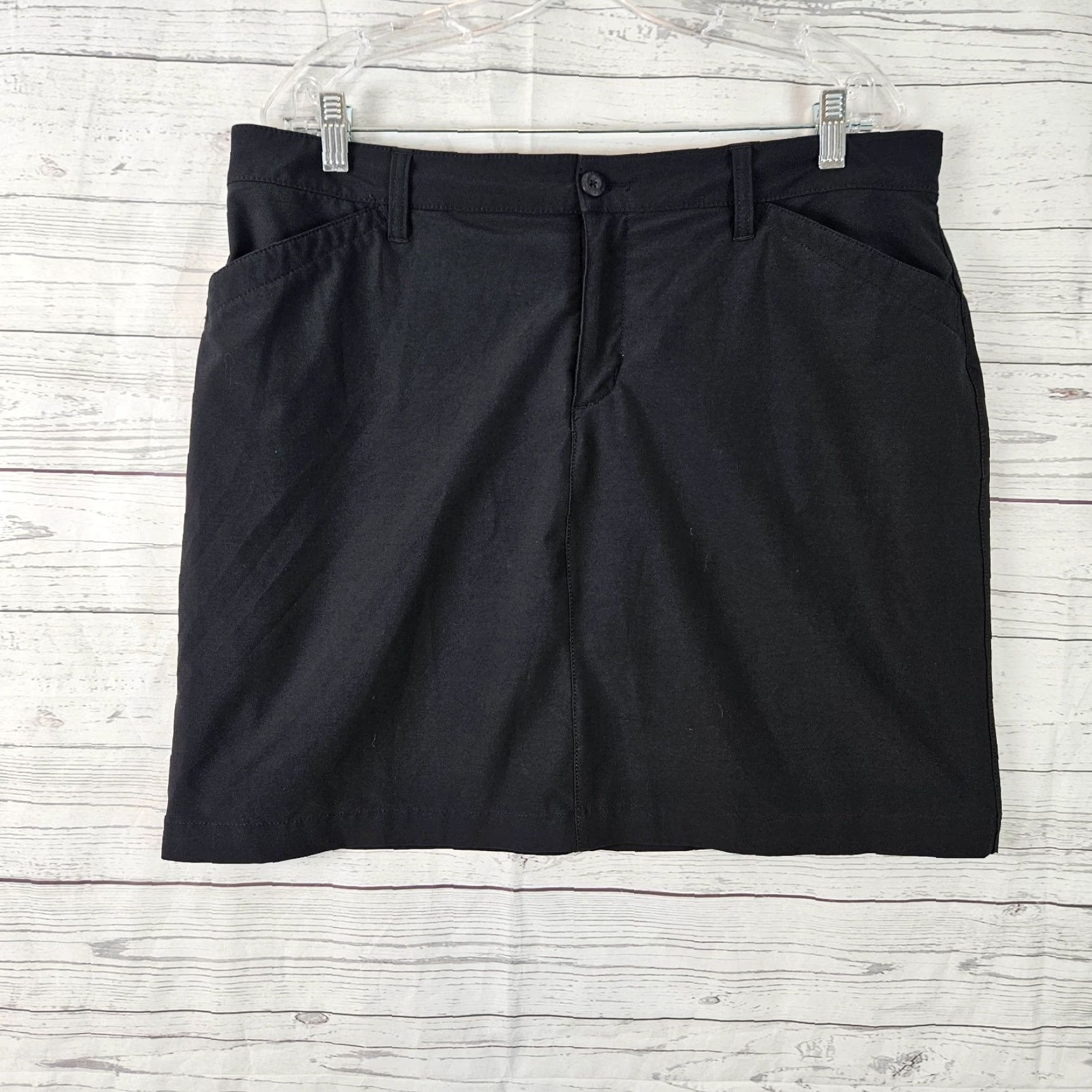Eddie Bauer Eddie Bauer Womens Skort Sz 14 Black Pockets Polyester Blend Skort Athletic Activewear Shorts 18" Waist 18.5" Length Womens Size ONE SIZE - 2 Thumbnail