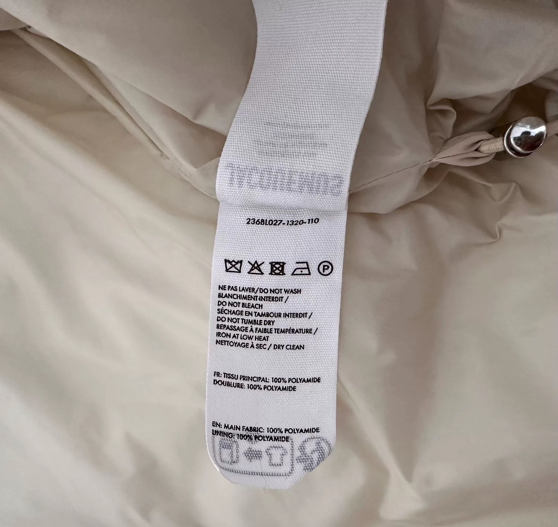 Jacquemus JACQUEMUS LA DOUDOUNE Short Puffer Jacket Size US S / EU 44-46 / 1 - 5 Thumbnail