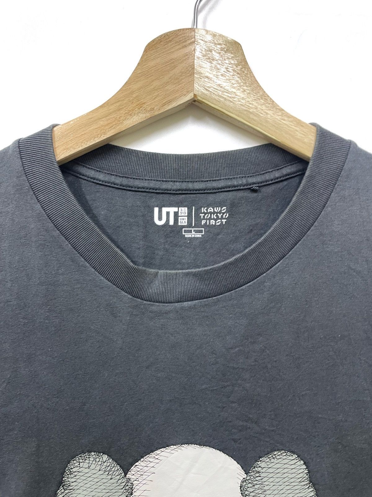 Japanese Brand × Kaws Vtg 00s First EDITION Kaws Tokyo Jpn Size US L / EU 52-54 / 3 - 4 Thumbnail