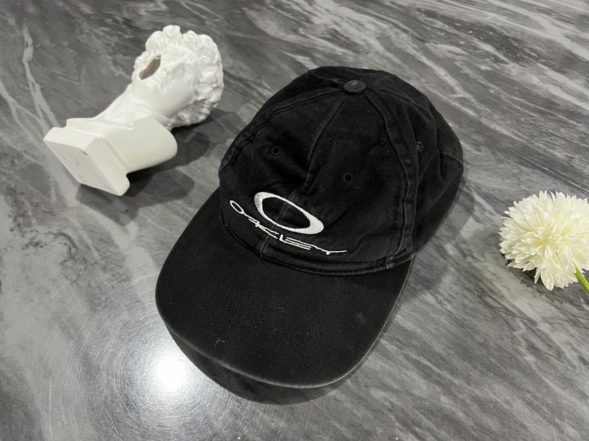 Oakley - OAKLEY CAP BLACK 1242の通販 by iroiroaru