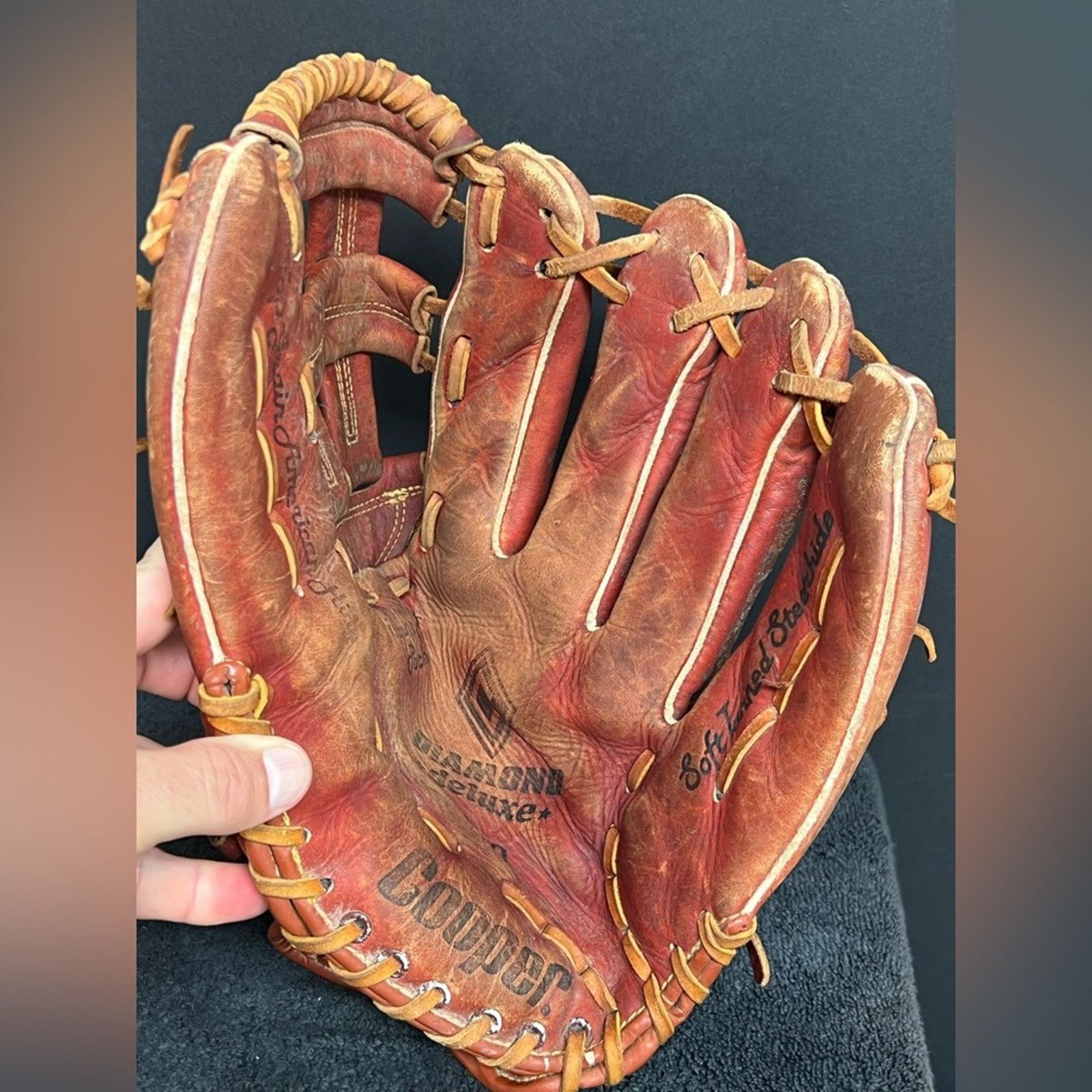 Cooper Cooper Diamond Deluxe 670 Baseball Glove RHT RIGHT HAND Size ONE SIZE - 1 Thumbnail
