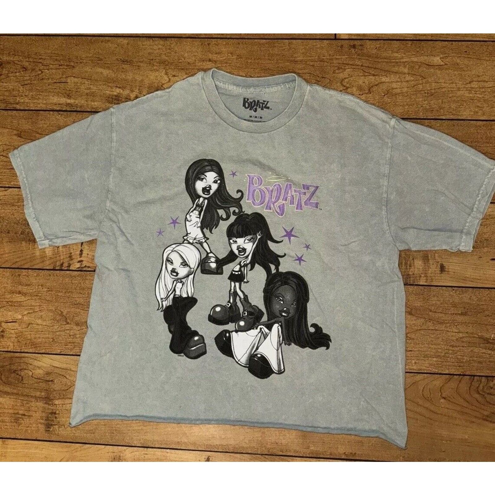Japanese Brand × Vintage Bratz Dolls Cropped T-Shirt Medium 18x19.5 Green Y2K Size M / US 6-8 / IT 42-44 - 1 Thumbnail
