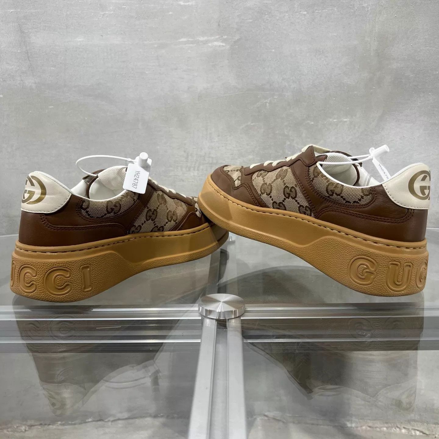 Gucci Gucci Brown GG biscuit shoe EUR 36 Size US 5.5 / IT 35.5 - 5 Thumbnail