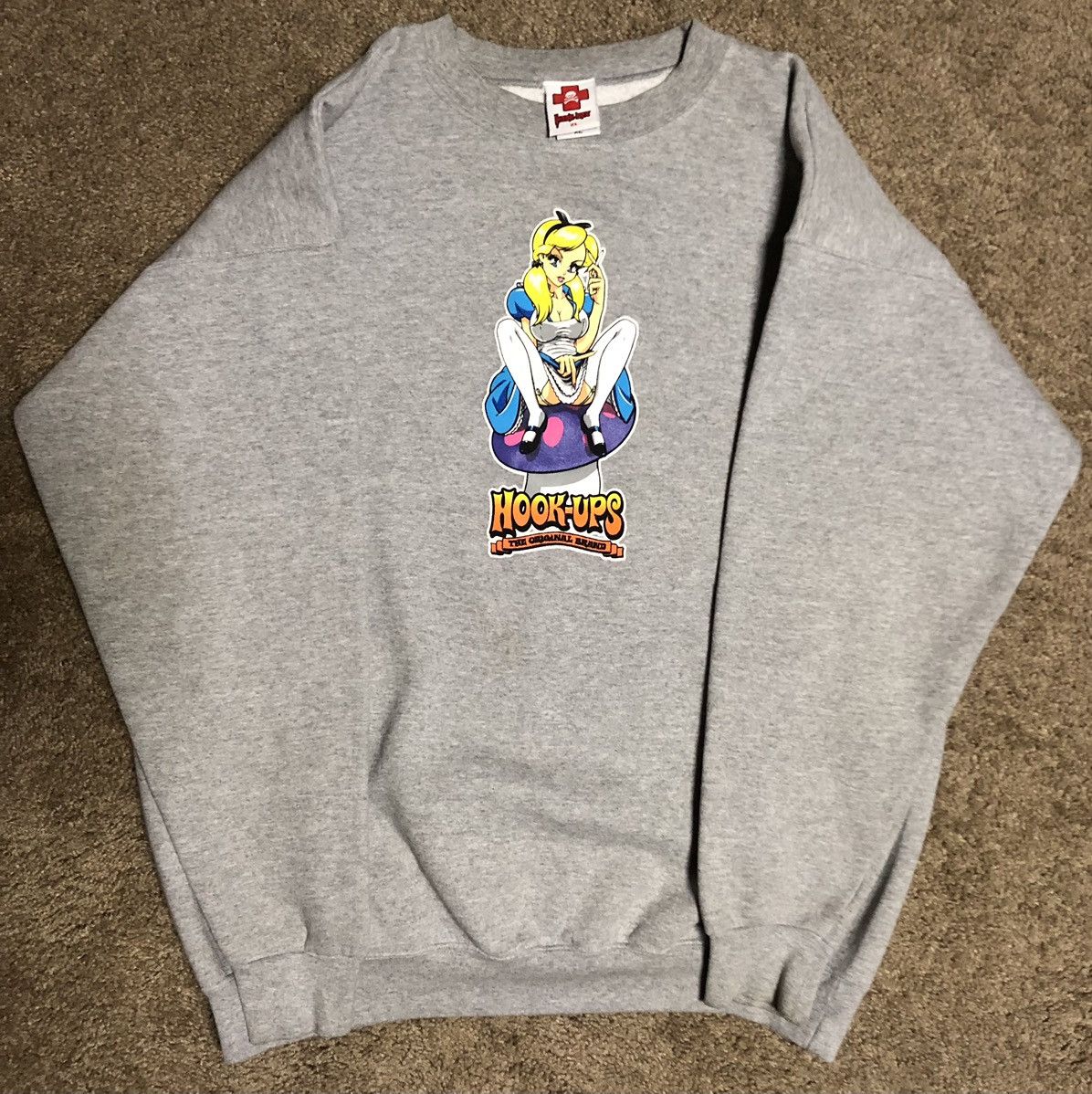 Hook-Ups Very Rare 90s Vtg Hook-Ups Alice In Wonderland Sweatshirt Size US XL / EU 56 / 4 - 5 Thumbnail