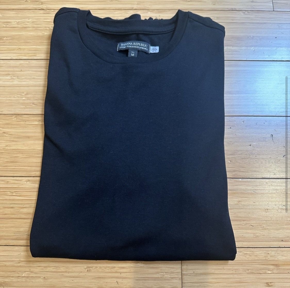 Banana Republic Banana Republic Luxury Touch T-shirt Black Size Medium Tall Size US M / EU 48-50 / 2 - 6 Thumbnail