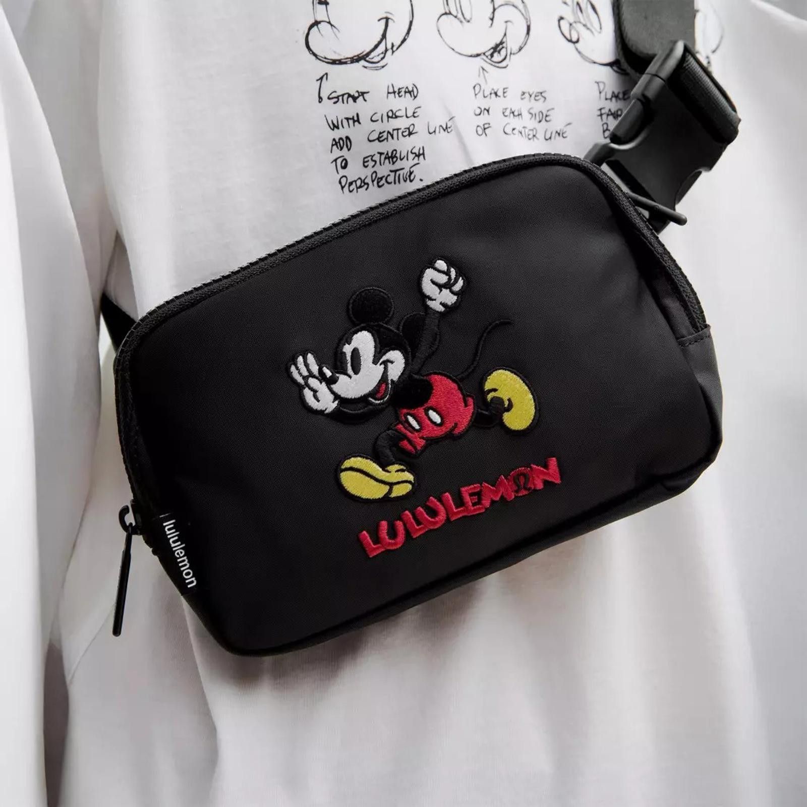 Lululemon Disney Mickey x Lululemon Everywhere Belt Bag – Limited Size ONE SIZE - 7 Thumbnail