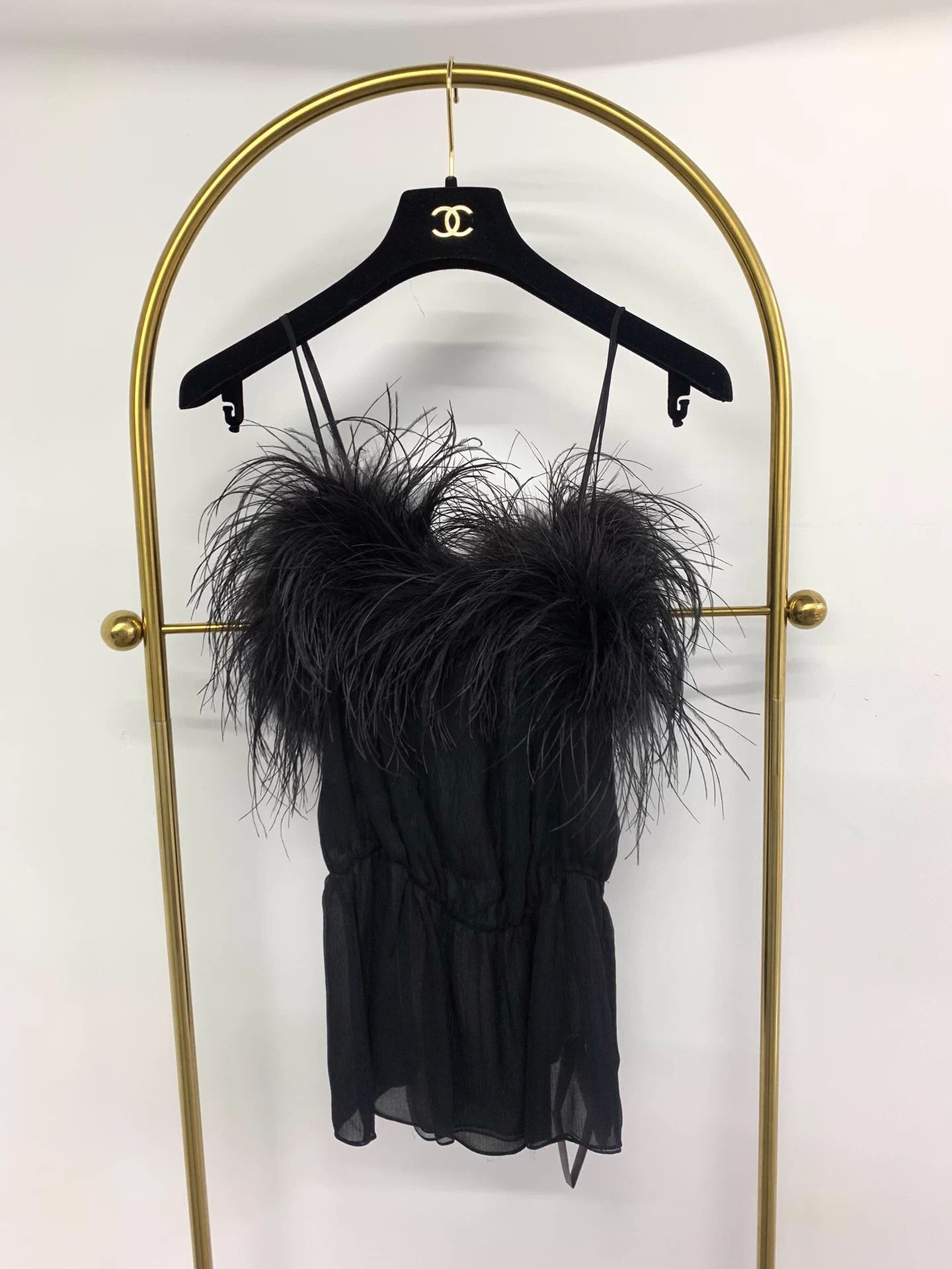 Prada Prada black feather cami top 40 Size M / US 6-8 / IT 42-44 - 1 Thumbnail